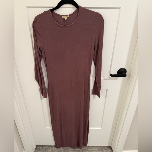 Bordeaux Ribbed Maxi Dress Long Sleeve Mauve Bodycon Side Slit Size Small - Picture 2 of 5